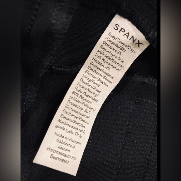 $148 Spanx Large Ponte Slim Straight Pant Classic Black Pants Style 20254R NWOT - Picture 5 of 8